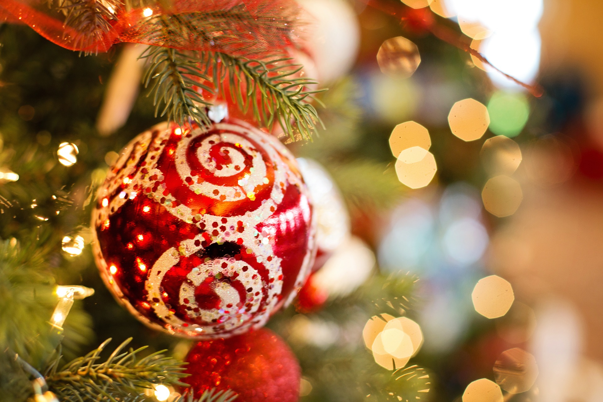 Chatteris Christmas Lights Switch On Image